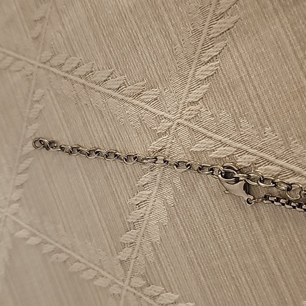Necklace - Picture 5 of 5